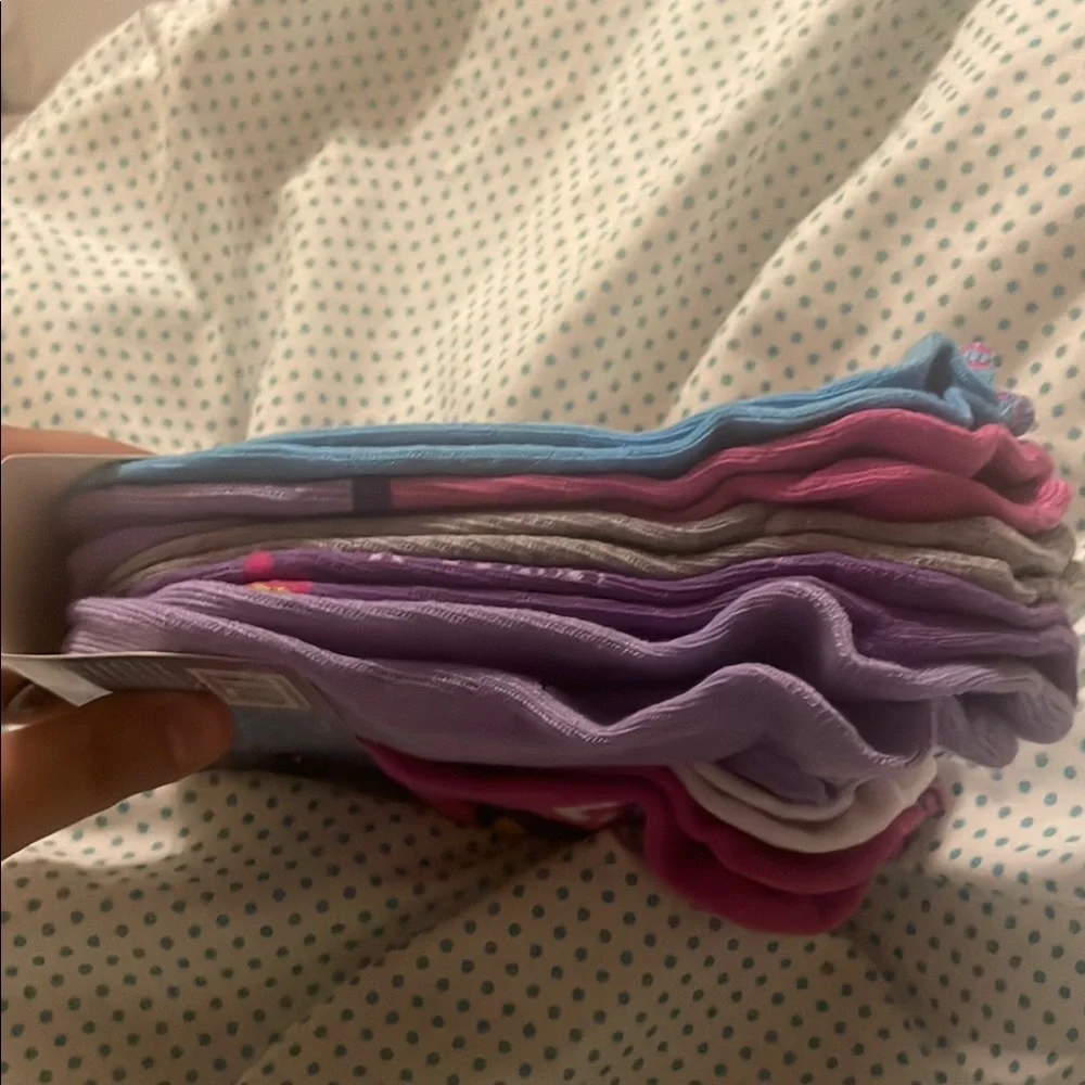 Disney Encanto Big Girls No Show Socks